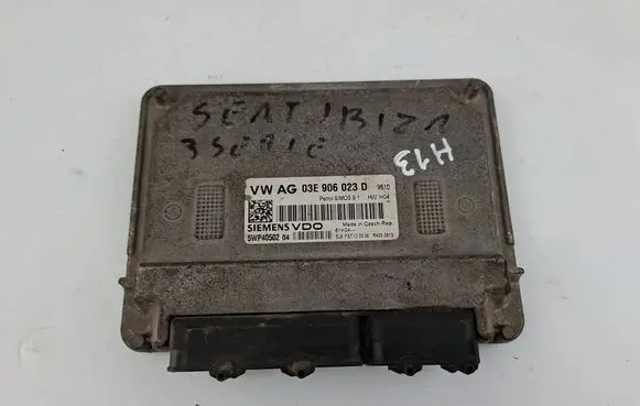 Volkswagen Polo Engine control unit/module 03E906023D 5WP4050204
