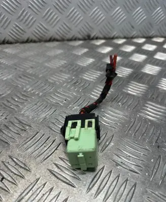 BMW X5 F15 Other relay 8373700