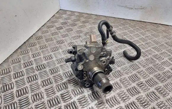 Mercedes-Benz E W212 Fuel injection high pressure pump A6510701801 28343143 0506504KGE