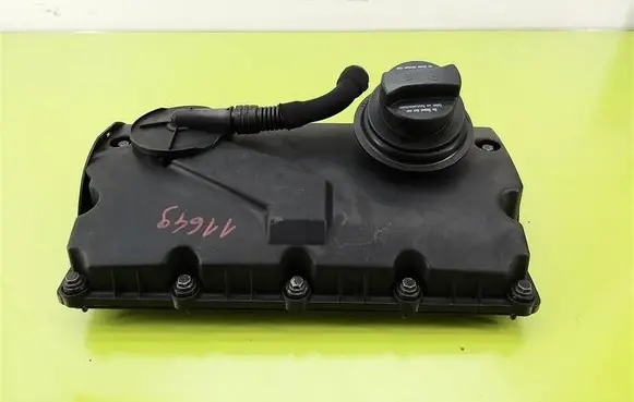 Volkswagen Golf IV Rocker cam cover 038103469AH
