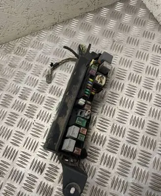 Toyota Avensis T250 Fuse box set 5136ya1