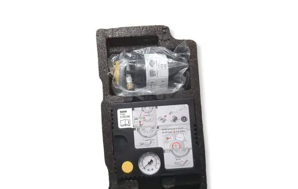 BMW 5 F10 F11 Tool set 71106792688 6792688 7110