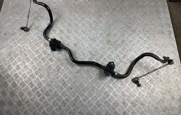 Toyota RAV 4 (XA50) Front anti-roll bar/sway bar