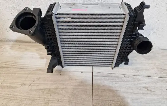 Lamborghini Urus Intercooler radiator 4m0145803BT
