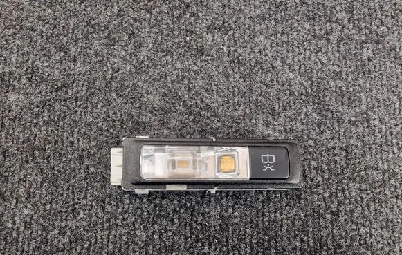 Mercedes-Benz E AMG W213 Rear seat light