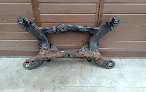 Lancia Thema Rear subframe 