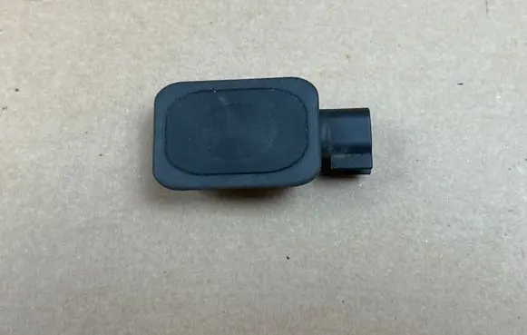 Ford Mondeo MK IV Tailgate opening switch 1L2T14K147AA