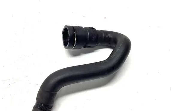 Volvo V60 Engine coolant pipe/hose BG918B160GA S0000379