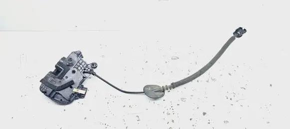 Renault Captur Rear door lock 825007607R 40727225
