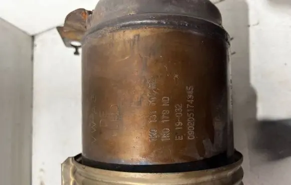 Volkswagen Touran II Catalyst/FAP/DPF particulate filter 1K0131701EE 090205174345 1K0178ND