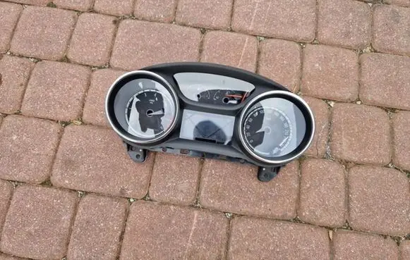 Opel Insignia B Dashboard trim