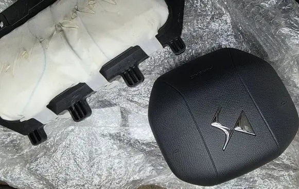 Citroen DS7 Crossback Steering wheel airbag 98186251ZD
