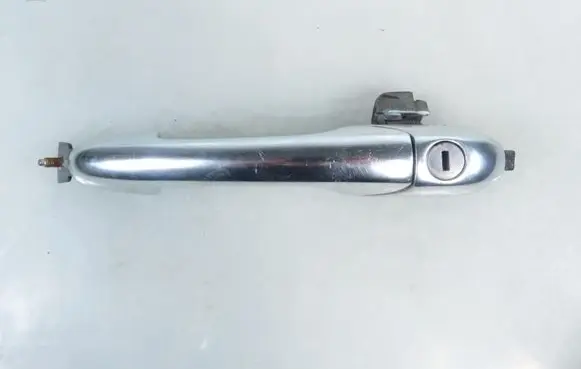 Alfa Romeo GT Front door exterior handle