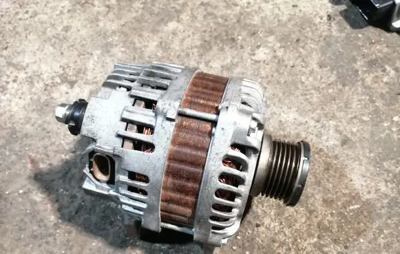Nissan Qashqai Generator/alternator 23100JD200 A2TJ0281ZE