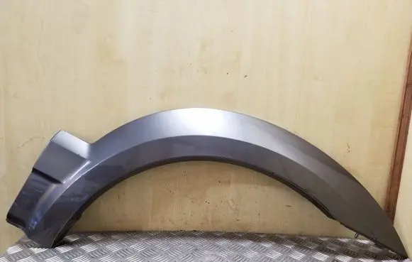 KIA Sorento Front arch trim 877213E001