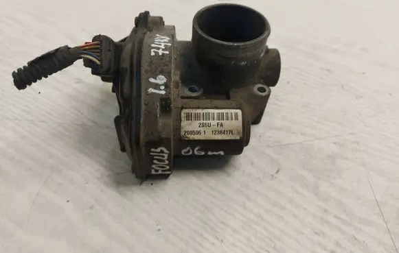 Ford Focus Throttle valve 2S6UFA 1238417L 2005061