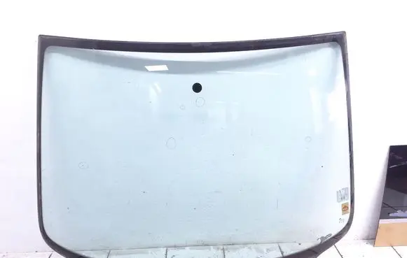 Ford Galaxy Front windscreen/windshield window AS1
