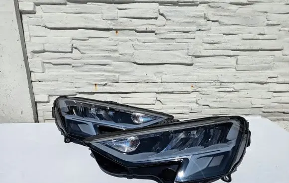 Audi A3 8Y Headlights/headlamps set 