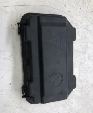 BMW 3 F30 F35 F31 Fuse box cover 9224872