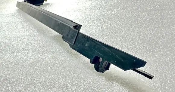 Hyundai i40 Rear door windshield rail 835353Z000