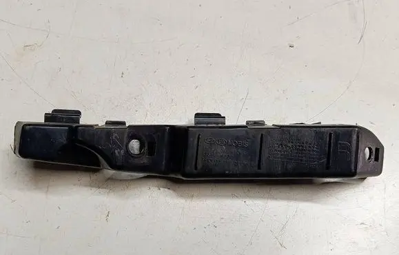 KIA Ceed Front bumper mounting bracket 865181H500U1 865181H500