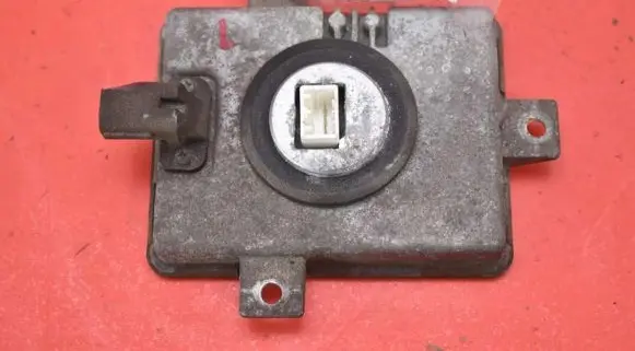 Honda Accord Voltage converter/converter module W3T10471
