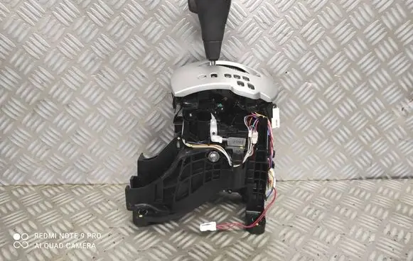 Renault Koleos I Gear shifter/selector 