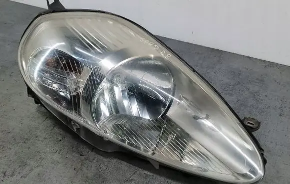 Fiat Grande Punto Headlight/headlamp 08-661-1147R