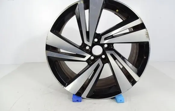 Volkswagen T-Cross Original wheel cap 2GM601025H