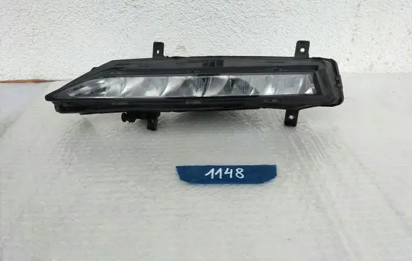 Skoda Superb B8 (3V) Front fog light 3V0941699B