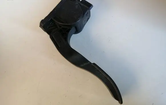 Mercedes-Benz Sprinter W906 Accelerator throttle pedal 0280755025 A9063000304