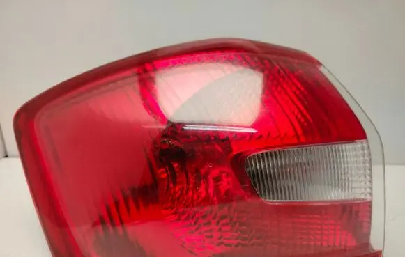 Ford Kuga I Rear/tail lights 8V4113405CH