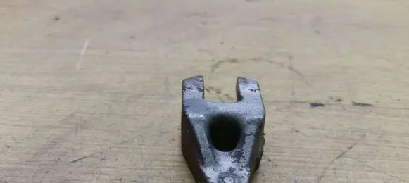 Ford Fiesta Fuel Injector clamp holder