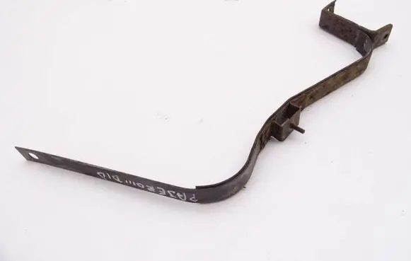 Mitsubishi Pajero Fuel tank mounting bracket 