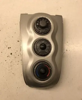 Toyota Yaris Climate control unit 554060D190 55903 758818