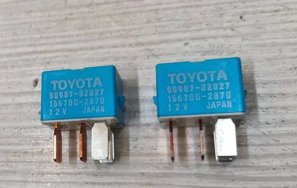 Toyota C-HR I Other relay 9098702027