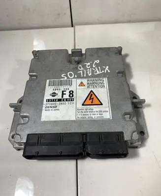Nissan X-Trail T30 Engine control unit/module 23710EQ405