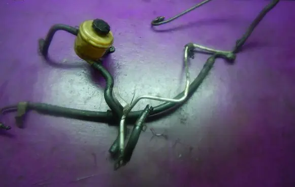 Hyundai Accent Power steering hose/pipe/line