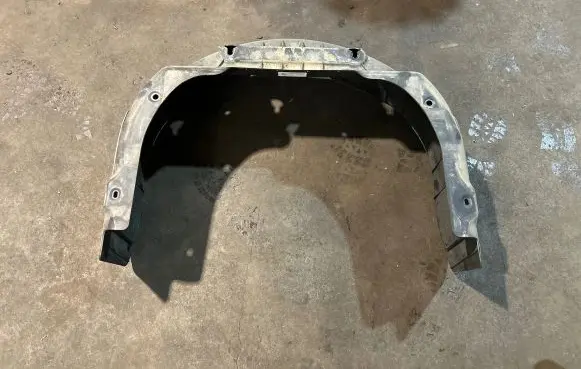 Jeep Grand Cherokee WL Spare wheel section trim 68477668AD J0B15723