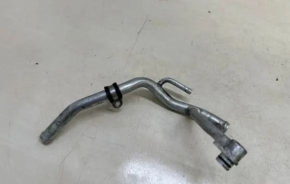 Audi A6 C7 Engine coolant pipe/hose 079121085Q