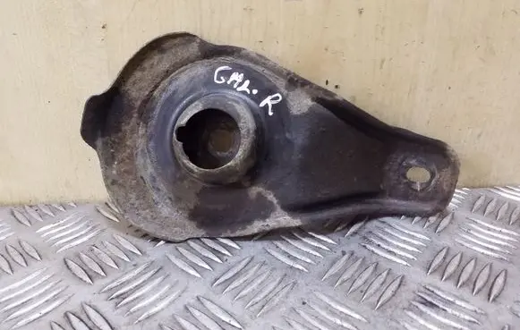 Toyota Avensis T270 Other rear suspension part 
