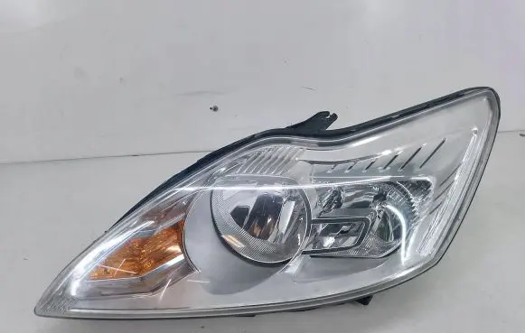 Ford Focus Headlight/headlamp 8M51-13101-AE