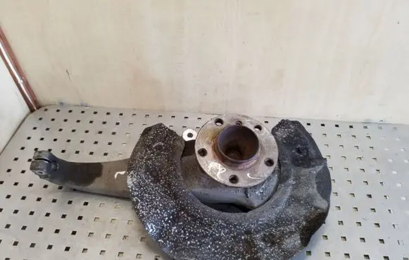 BMW 5 F10 F11 Front wheel hub