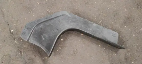 Maserati Ghibli Front sill trim cover 670019535