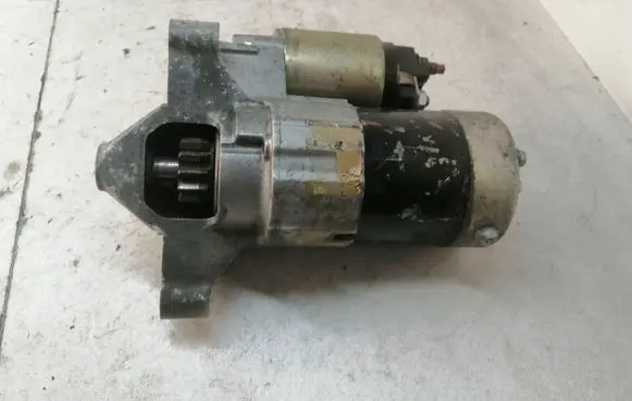 Peugeot 206 Starter motor 9656299480 M000T86081