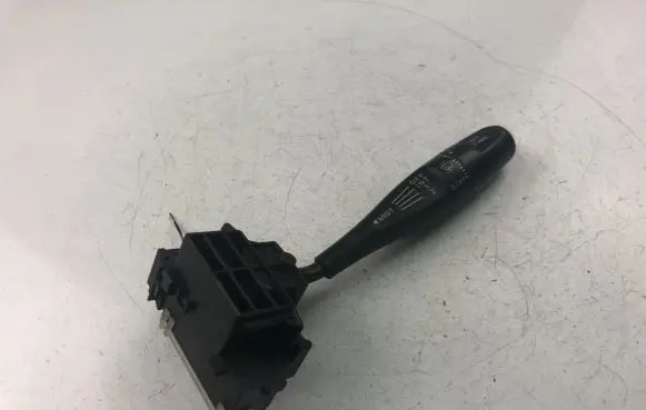 Mitsubishi Colt Wiper turn signal indicator stalk/switch 175326L