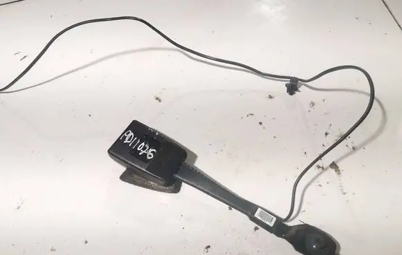 Ford C-MAX II Front seatbelt buckle AM51R1208