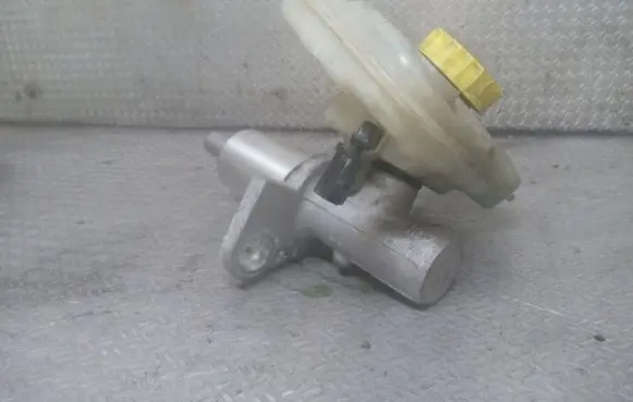 Audi A6 S6 C6 4F Master brake cylinder 8E0611301E