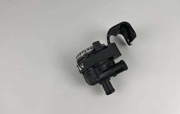 Volkswagen PASSAT B9 Electric auxiliary coolant/water pump 3WA965567A