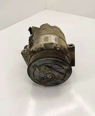 Renault Trafic III (X82) Air conditioning (A/C) compressor (pump) 8200848916B Z0020460B 9011881447
